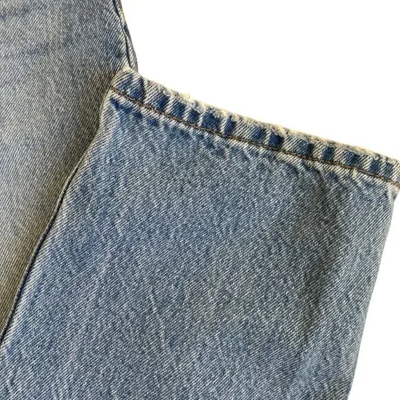 Levi’s 501 Original Cropped Womens Jeans Light Wash Distressed Vintage Wash 26 - Picture 7 of 16